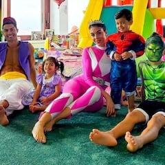 Cristiano Ronaldo celebra vestido de Aladdín el cumpleaños de Eva y Mateo