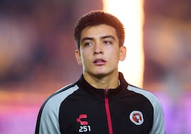 Mora enciende el mercado: “¿Por qué un brasileño vale 80M y un mexicano 8?”