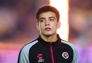 Mora enciende el mercado: “¿Por qué un brasileño vale 80M y un mexicano 8?”