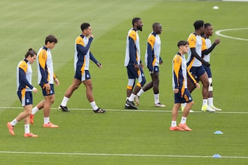 El grupo durante el entrenamiento. 
 