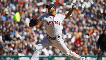 Apr 8, 2017; Detroit, MI, USA; Boston Red Sox starting pitcher Eduardo Rodriguez (52) pitches in the second inning against the Detroit Tigers at Comerica Park. Mandatory Credit: Rick Osentoski-USA TODAY Sports
