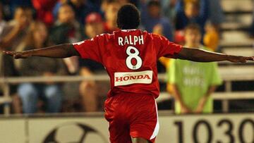 A pesar de su corta carrera el jugador jamaiquino logró jugar para el Rubin Kazan por tres temporadas donde se retiró en 2008. Con la selección sólo disputó 19 encuentros y anotó 1 gol.