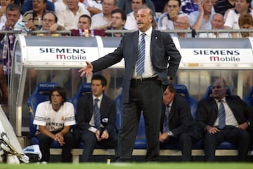 Hombre de la Casa Blanca, donde fue jugador, director de la cantera y entrenador. Su aparente carácter tranquilo y moderado llevó al Madrid a ganar dos Champions y dos Liga en apenas cuatro años. Dirigió al Madrid en partidos puntuales mediada la década de los 90, cuando fueron cesados Benito Floro y Valdano, antes de hacerse cargo en 1999 de nuevo de la primera plantilla tras un choque entre Toshack y la directiva blanca que acabó con la salida del entrenador galés del banquillo del Bernabéu. Tras un comienzo desolador (perdió 1-5 con el Zaragoza en el Bernabéu en diciembre de 1999), logró enderezar el rumbo del equipo cambiando de sistema: pasó a defender con tres centrales, con dos carrileros largos (sobre todo, Roberto Carlos). Así clasificó al equipo para jugar (y ganar) la Champions ante el Valencia en mayo de 2000. El club no le renovaría el contrato en 2003, tras ganar la Liga ante el Athletic de Bilbao (3-1). Hasta entonces había logrado 84 victorias en 153 partidos (54,90%). 