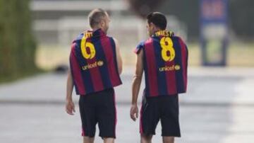 Andrés Iniesta y Xavi Hernández. 