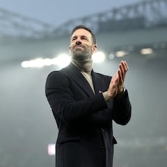 Van Nistelrooy se va a lo grande