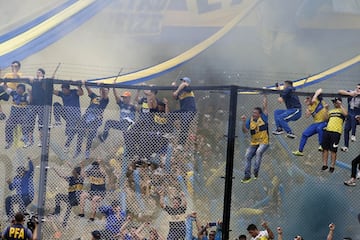 La Bombonera deliró con los jugadores que ganaron un título local más.