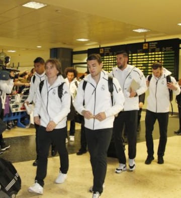 21/02/17  PREVIA PARTIDO PRIMERA DIVISION ATRASADO VALENCIA - REAL MADRID LLEGADA 
VIAJE LLEGADA MALETAS
MODRIC KOVACIC