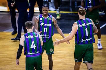 Carter, Kalinoski y Dylan.