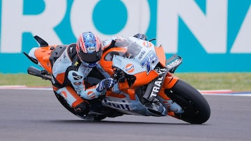 Ai Ogura, con la Aprilia durante la clasificación del GP de Argentina de MotoGP.