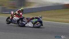 Golpe de Iannone a Lorenzo.