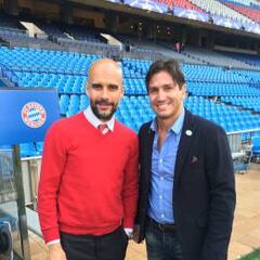 Presume Bruno Marioni foto con Pep Guardiola