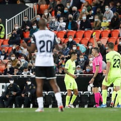 Maxi Gómez y Wass, bajas para el derbi contra el Levante