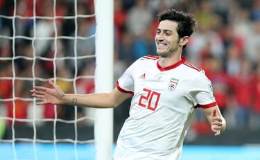 Zenit sign 'Iranian Messi' Azmoun