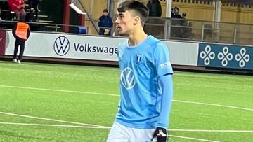 Chileno de 16 años debuta en primer equipo del Malmö en Suecia
