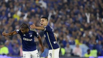 Danovis Banguero y Falcao García en el clásico entre Millonarios e Independiente Santa Fe de la fecha cinco de cuadrangulares.