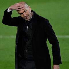 Zidane: "La idea que tenemos es que Benzema esté en el derbi"