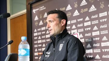 Scaloni: "Se tienen que unificar los criterios del VAR"