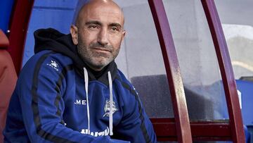 Abelardo, entrenador del Alavés.