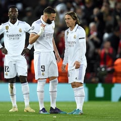 The amazing Anfield reaction to the Karim Benzema and Luka Modric substitutions