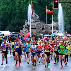 Los corredores vuelven a las calles en la Maratón de Madrid