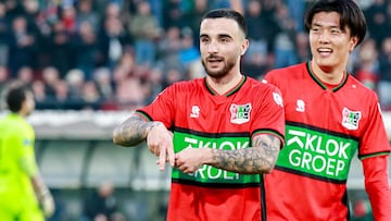 Rober González celebra un gol con el NEC Nijmegen.