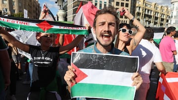 Dos detenidos en “un día menos” de tensión