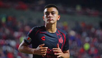 Gilberto Mora en modo leyenda vean qué crack le pidió la playera tras el Xolos vs Galaxy
