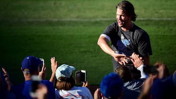 Clayton Kershaw y Los Angeles Dodgers quieren que los &eacute;xitos no se limiten s&oacute;lo a temporada regular.