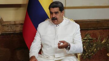 CARACAS, VENEZUELA-AUGUST 29: Venezuelan President Nicolás Maduro speaks with members of the press while awaiting the arrival of the new Colombian ambassador to Venezuela, Armando Benedetti, who will present his credentials at the Miraflores Presidential Palace in Caracas on August 29, 2022 Venezuela and Colombia restored full diplomatic relations on Sunday after a three-year hiatus, as a new leftist government takes shape in Bogotá. The new leftist president of Colombia, Gustavo Petro, and the socialist president of Venezuela, Nicolás Maduro, announced on August 11 that they planned to restore diplomatic relations that were severed in 2019. (Photo by Pedro Rances Mattey/Anadolu Agency via Getty Images)