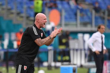 Robert Page entrenador de Gales