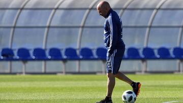 Sampaoli sigue probando