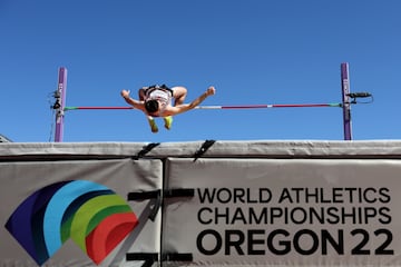 Estados Unidos vuelve a ser la sede de un Mundial de atletismo 17 a?os despu谷s. No lo era desde Atlanta 2004. Para esta ocasi車n, el lugar escogido es Oreg車n, concretamente la ciudad de Eugene, que tiene tan solo 176000 habitantes. All赤 acudir芍n 1972 atletas de 192 pa赤ses que intentar芍n conseguir las 49 medallas de oro que se disputan.