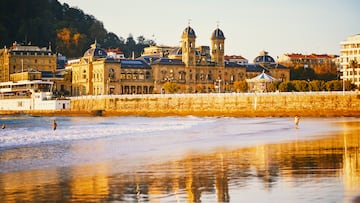 Scenic view of La Concha beach in San Sebastian (Donostia), Basque Country, Spain