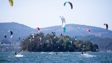 El espectáculo del KiteFest Trofeo Xacobeo, en Cesantes