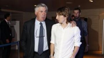 Modric y Ancelotti