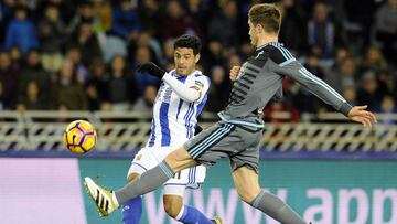 La Real Sociedad de Carlos Vela sueña y escala puestos