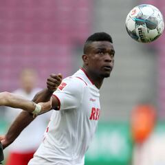 Jhon Córdoba, activo en el empate del Colonia ante el Mainz