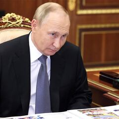 ¿Qué significa la ley marcial decretada por Putin en los territorios anexionados por Rusia?