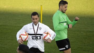 30/11/21  ELCHE 
 ENTRENAMIENTO 
 FRANCISCO 