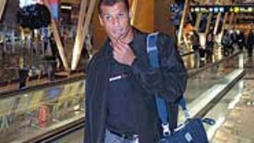 <b>LAS DOS OPCIONES.</b> En el Espanyol ya han movido fi cha y quieren saber cuáles son las intenciones de Rivaldo, que se ha convertido en el objetivo número uno del Consejo, aunque también gusta el punta Ilan.