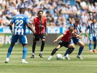 Partido de la jornada 32 de LaLiga EA Sports entre el Alavés y el Mallorca