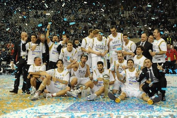 El Real Madrid de baloncesto ganó su cuarta Copa del Rey consecutiva al derrotar en la final 97-95 al Valencia con Gustavo Ayón como figura central. El mexicano aportó 18 puntos en 24 minutos de juego y alzó su noveno título con los merengues, un equipo de época en el baloncesto europeo. Sergio Llull fue condecorado con el MVP de la competición y Pablo Laso alcanzó su campeonato 13 en el timón de los blancos.