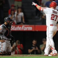 Los Angels de Mike Trout sueñan con jugar en octubre
