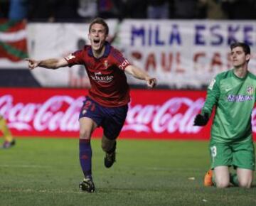 3-0. Roberto Torres celebra el tercer gol.