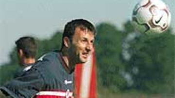 <b>POSIBLE ADIÓS</B>. El yugoslavo Igor Tasevksi no se encuentra a gusto en el Sporting.