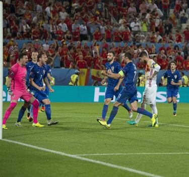 "Italy are more than purely a defensive team"