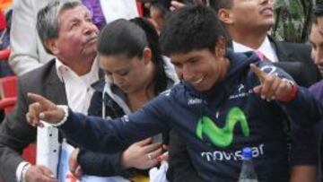 Nairo, el orgullo de don Luis Quintana (primero en la foto de izquierda a derecha).