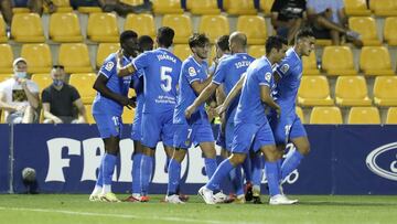 Las asignaturas pendientes del último día de mercado azulón