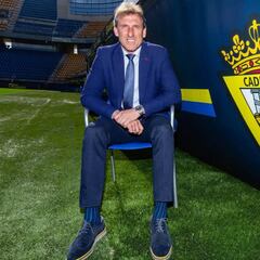 Óscar Arias: “He tenido la suerte de trabajar con Monchi, que es el número uno”