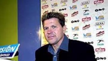 <b>UN GRAN CLUB.</B> "Quiero hacer de este club uno de los más grandes de España", declaró Piterman, antes de explicar que se interesó por el Racing por el "cariño especial" que siente por Santander, ciudad en la que nació uno de sus hijos.